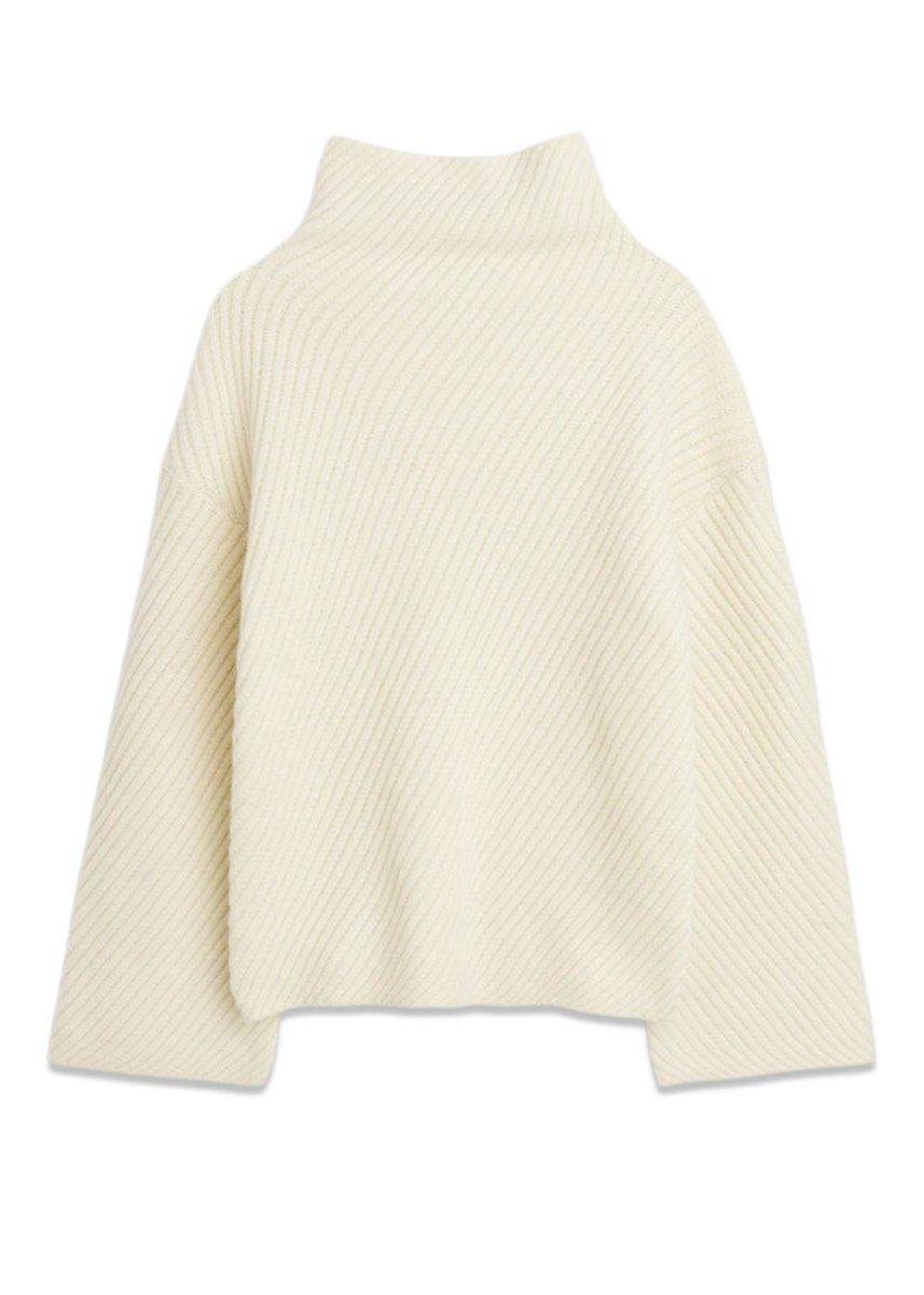 By Malene Birgers EZRA - Soft White. Køb sweatshirts her.