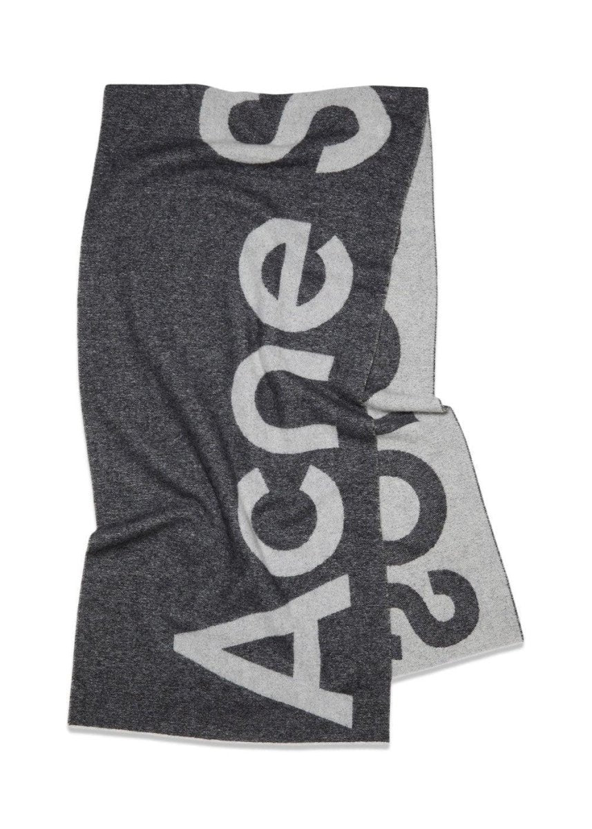 Acne Studios' FN-UX-SCAR000125 - Black. Køb scarf her.