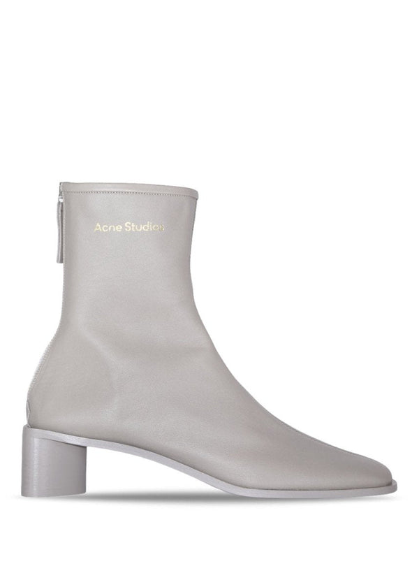 Acne Studios' FN-WN-SHOE000355 - Light Taupe. Køb støvler her.