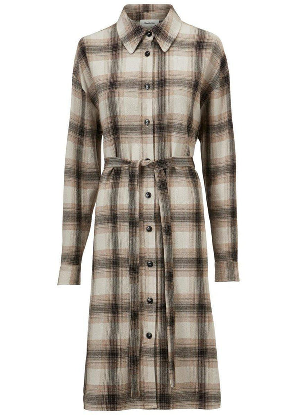 Modströms Fred shirt dress - Camel Check. Køb kjoler her.