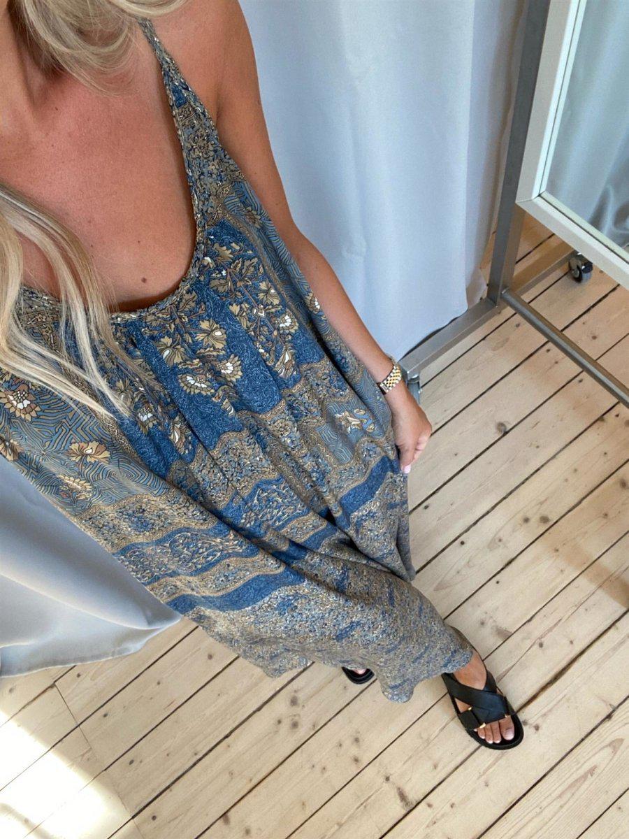 Sissel Edelbos Frida Strap Dress - Color 6. Køb kjoler her.