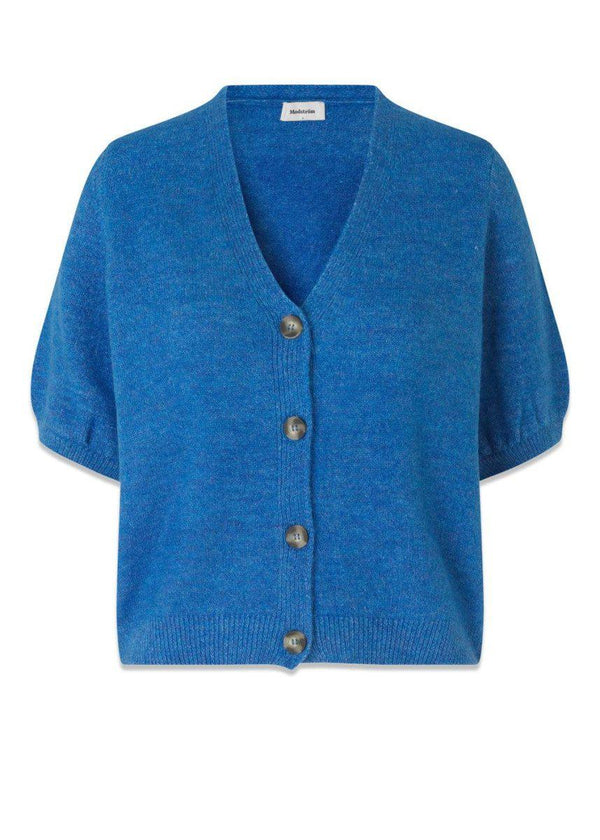 Modströms Irene cardigan - Palace Blue. Køb strik her.