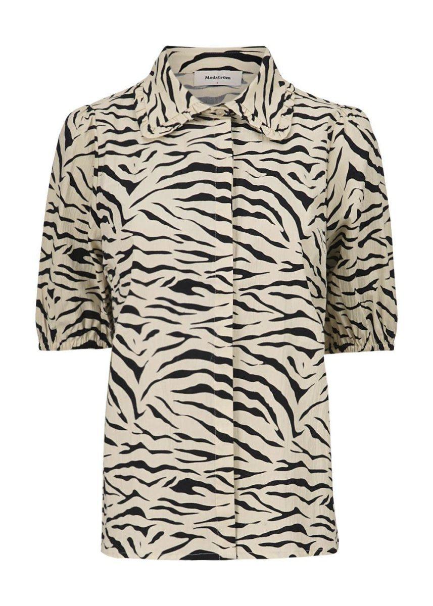 Modströms IshaMD print shirt - Zebra. Køb blouses her.