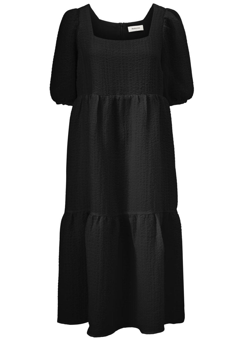 Modströms Jackie dress - Black. Køb kjoler her.