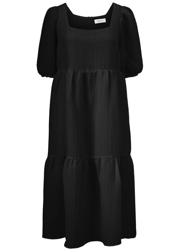 Modströms Jackie dress - Black. Køb kjoler her.