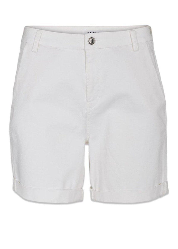 Ivy Copenhagens Karmey chino shorts - White. Køb bukser her.