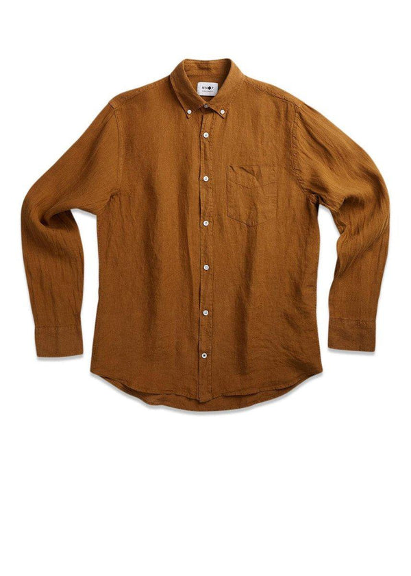 Nn. 07s Levon Shirt 5706 - Canela Brown. Køb shirts her.