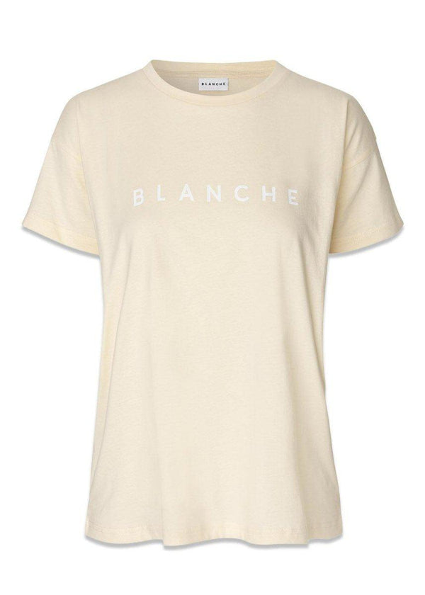 BLANCHE's Main Contrast - Soft Peach. Køb t-shirts her.