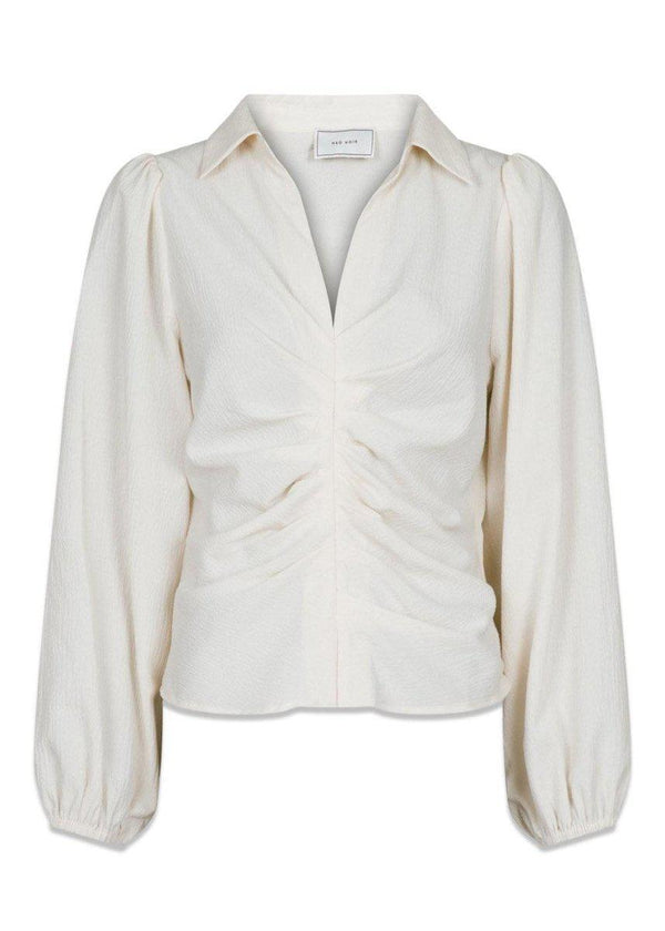 Neo Noirs Mille Blouse - Off White. Køb blouses her.