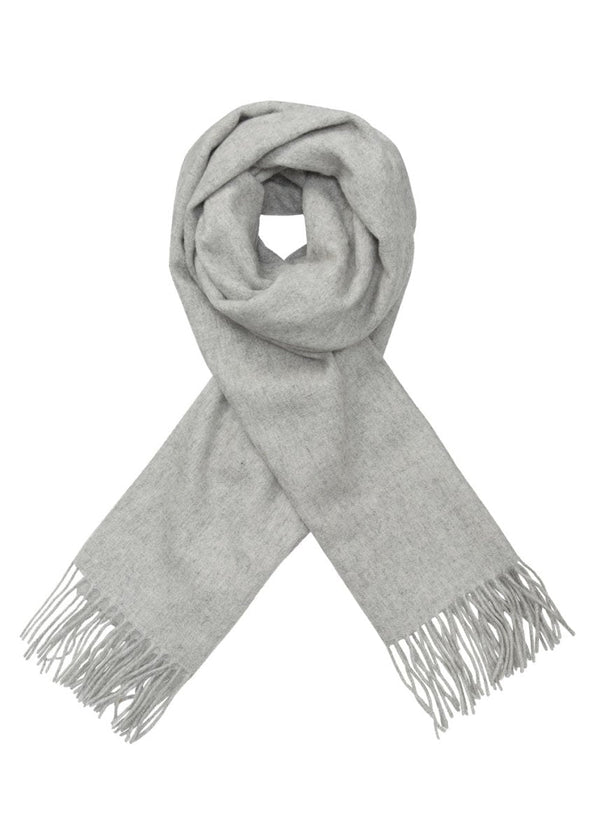 Modströms Mirror - Light Grey Melange. Køb scarf her.