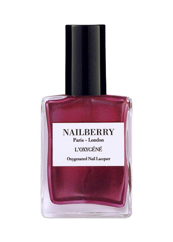 Nailberrys Mystique Red 15 ml - Oxygenated Shimmering Burgundy. Køb beauty her.