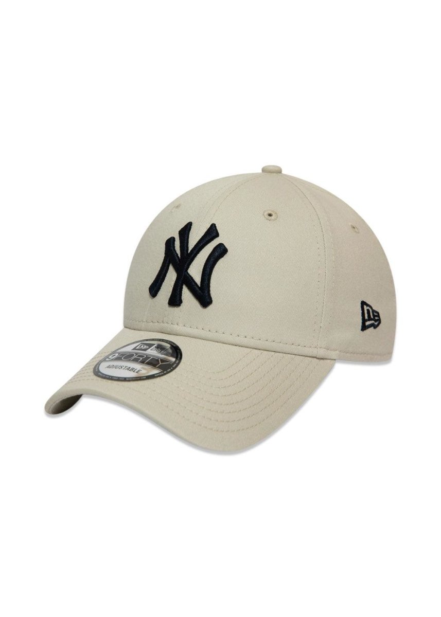 New Eras NY adjustable strap - Beige. Køb caps her.