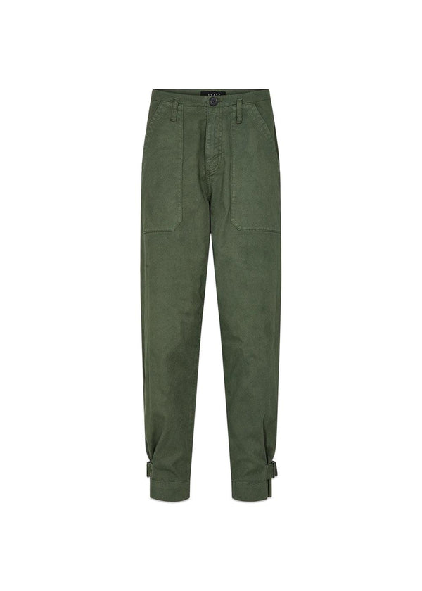 Ivy Copenhagens New Tanja Worker Pant - Dark Deep Army. Køb jeans her.