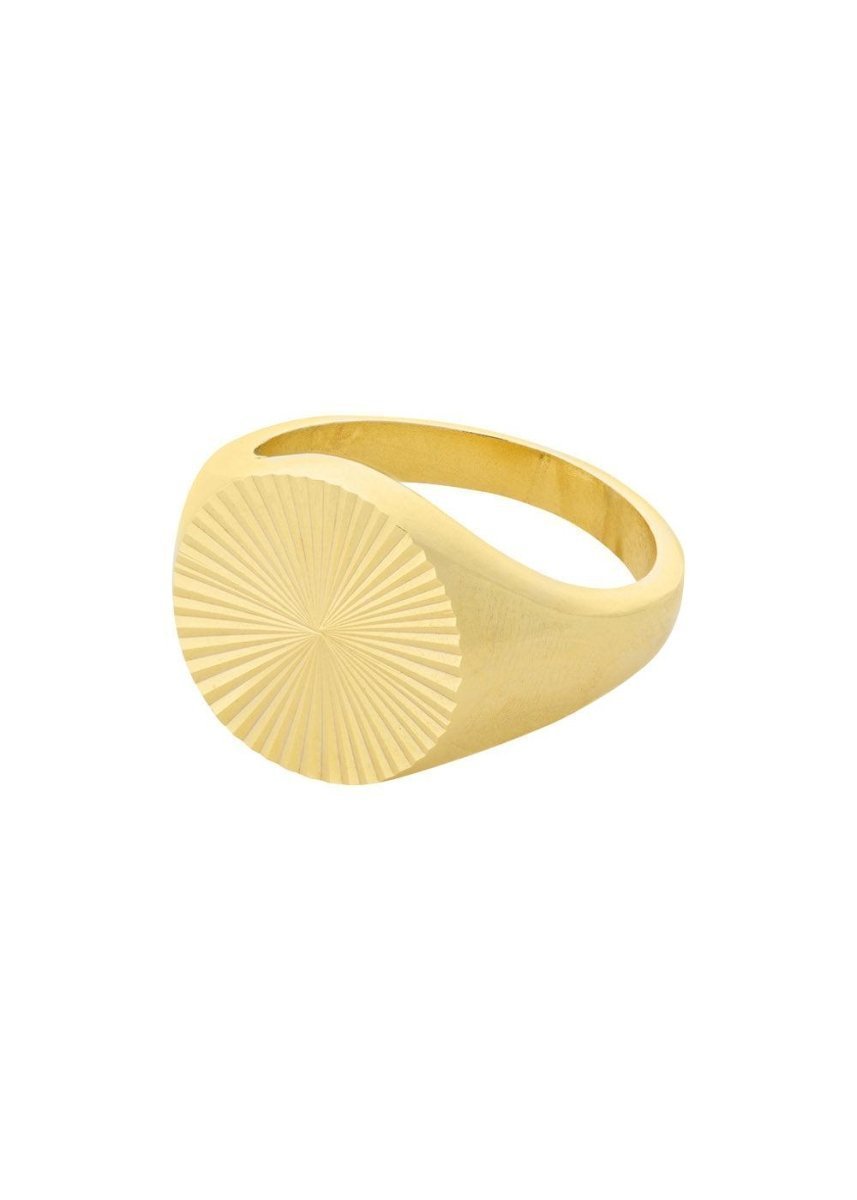 Pernille Corydons Ocean Star Signet Ring - Gold. Køb ringe her.