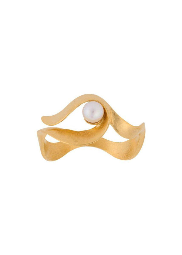 Pernille Corydons Ocean Wave Ring - Gold. Køb ringe her.