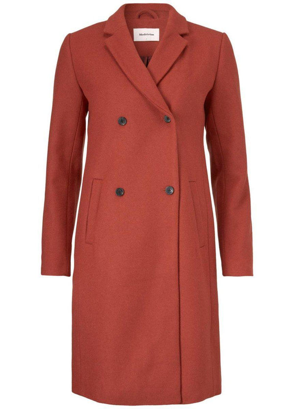 Modströms Odelia coat - Brick Red. Køb frakker her.