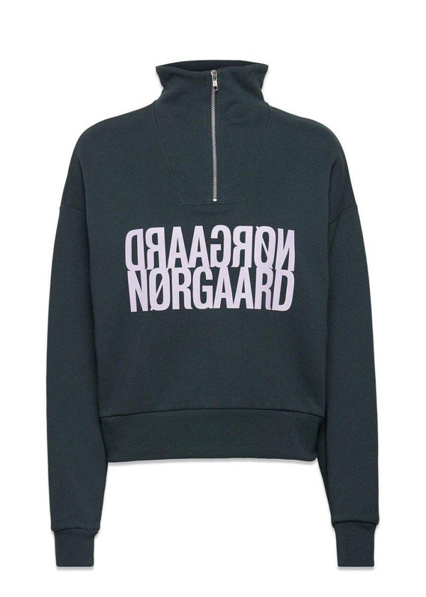 Mads Nørgaards Organic Sweat Tally Sweat - Magical Forest. Køb sweatshirts her.