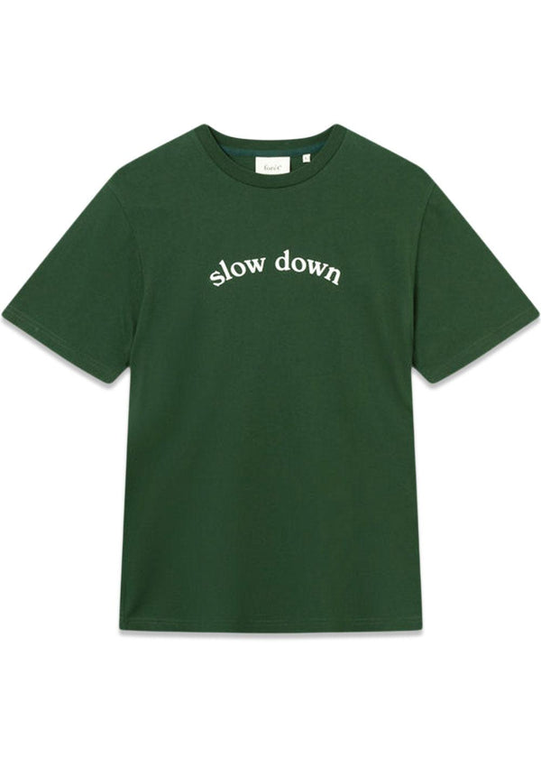 Foréts PACE T-SHIRT - Dark Green. Køb t-shirts her.