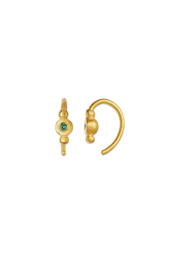 Stine A's Petit Bon-Bon Green Zircon Ear - Gold. Køb øreringe her.