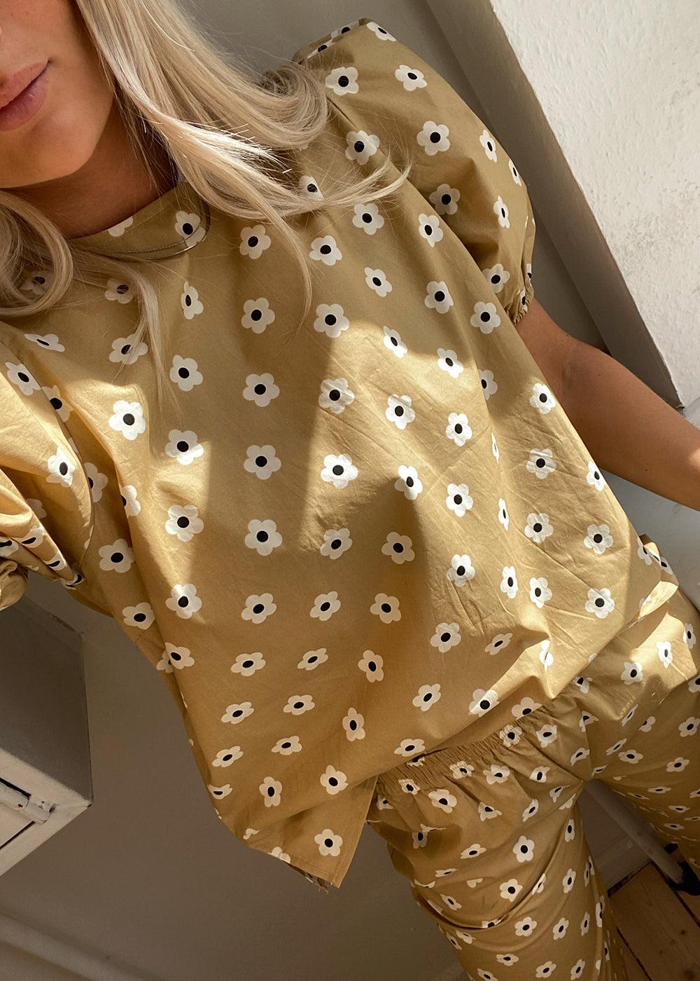 RossaMD print top - Starfish Daisy-Top-Modström-Butler Loftet