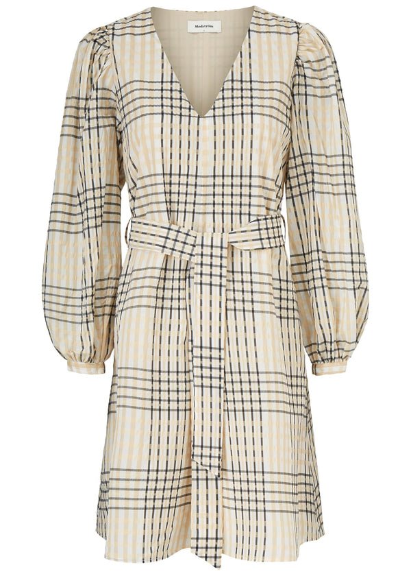 Modströms Taia dress - Powder Check. Køb kjoler her.