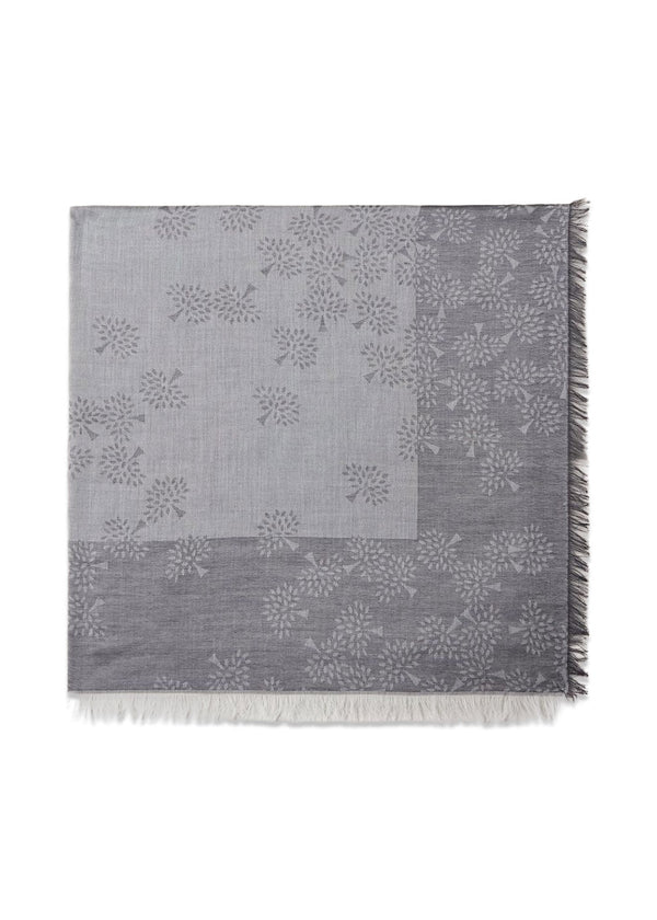 Mulberrys Tamara Square 140 - Grey. Køb scarf her.