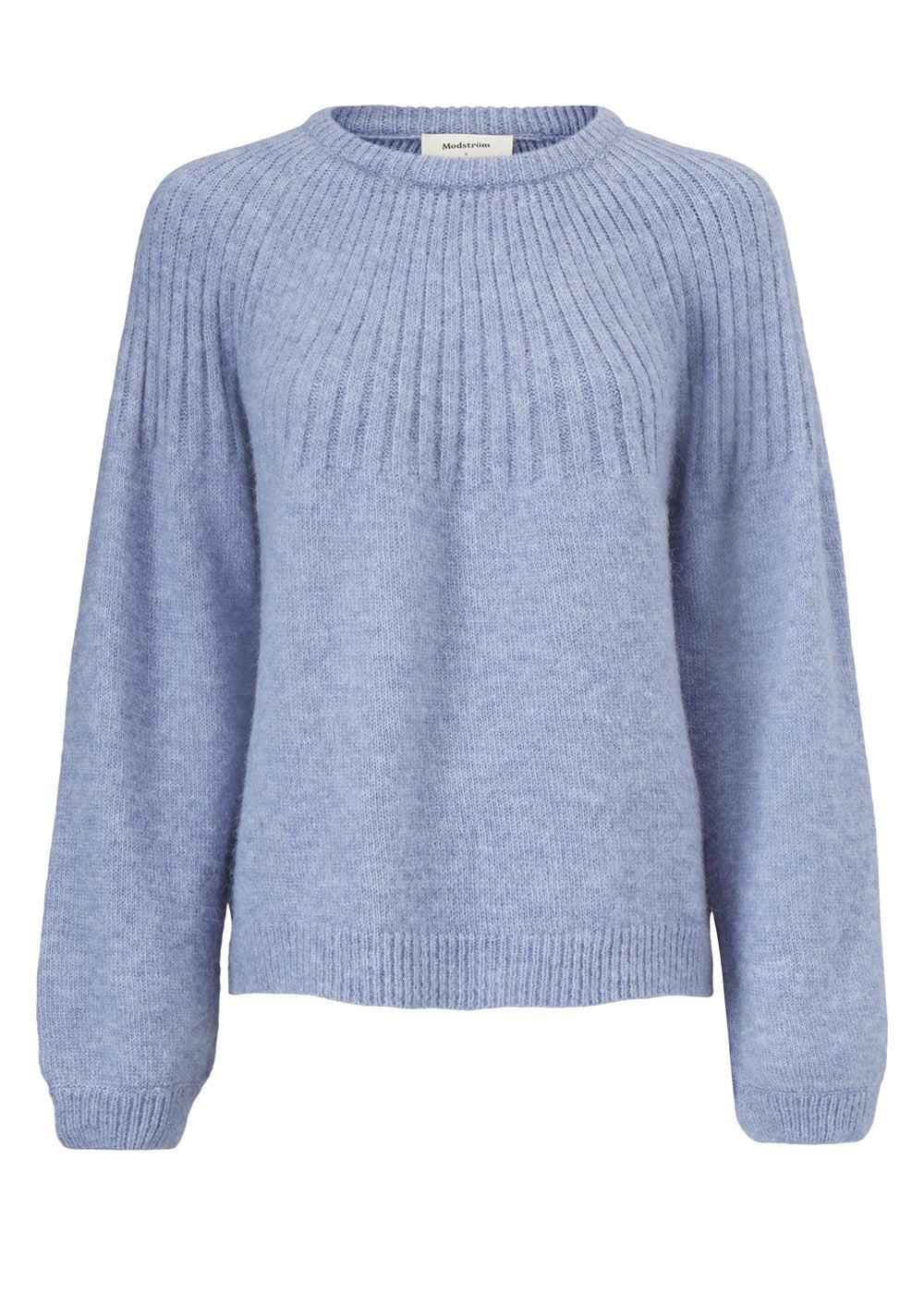 Modströms Truce o-neck - Country Blue. Køb strik her.