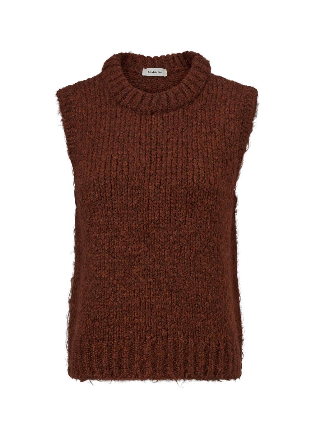 Modströms Valentia vest - Mocha Bisque. Køb strik her.
