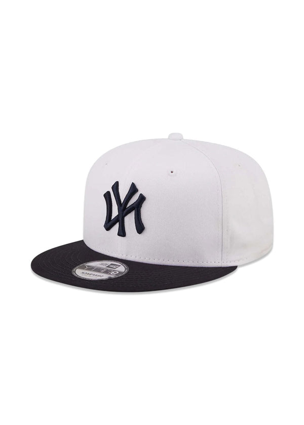 New Eras White Crown 9Fifty - White. Køb caps her.