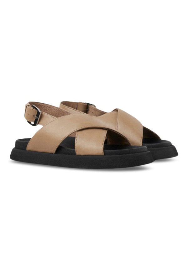 Garment Projects Yodi - Light Brown Leather - Light Brown. Køb sandaler her.