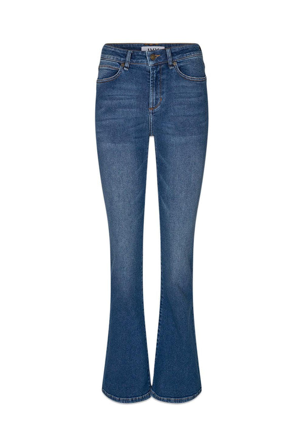 Ivy Copenhagens Tara flare wash Macau - Denim Blue. Køb jeans her.