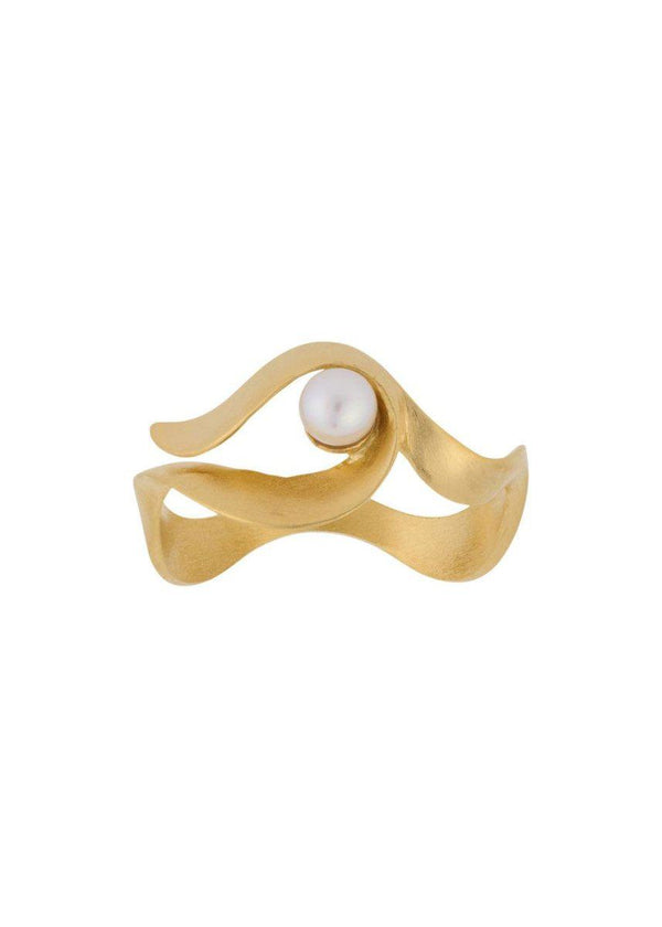 Pernille Corydons Wave Ring - Gold. Køb ringe her.